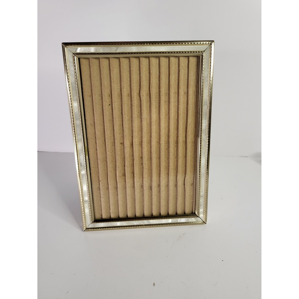 Vintage Intercraft Hollywood Regency Gold Metal Picture Frame 4.5 x 6.5